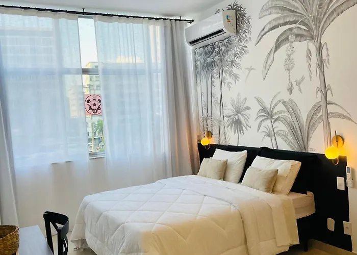 À 500m do Sambódromo, Sapucaí, Carnaval - Apto Inteiro Cama Queen Rio de Janeiro
